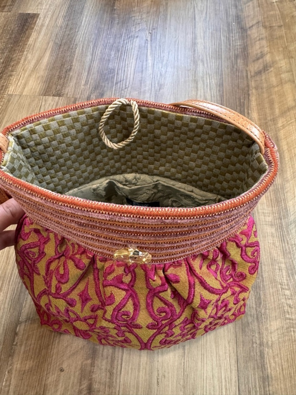 Vintage Dorit Collection Embroidered Floral Pink Bag, Made in USA - Picture 7 of 15